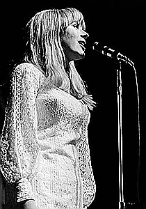 Marianne Faithfull (1966)