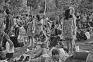 Hippies en el primer Elysian Park Love-In (1967)