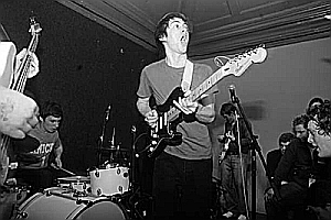 Arctic Monkeys (2005)
